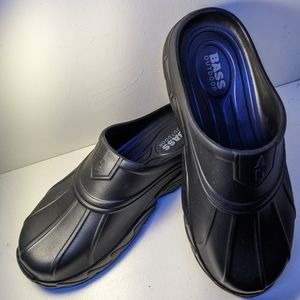 Bass Outdoor Field Slides Clogs.  NEW. Never worn. Mens/Women's.